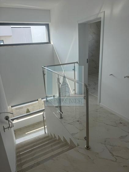 Casa 4 camere,stil Mediteranean- zona Primăverii. Sanpetru