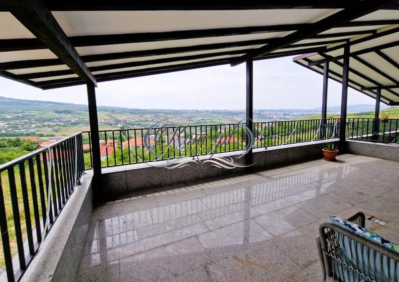Duplex cu terasa panoramica