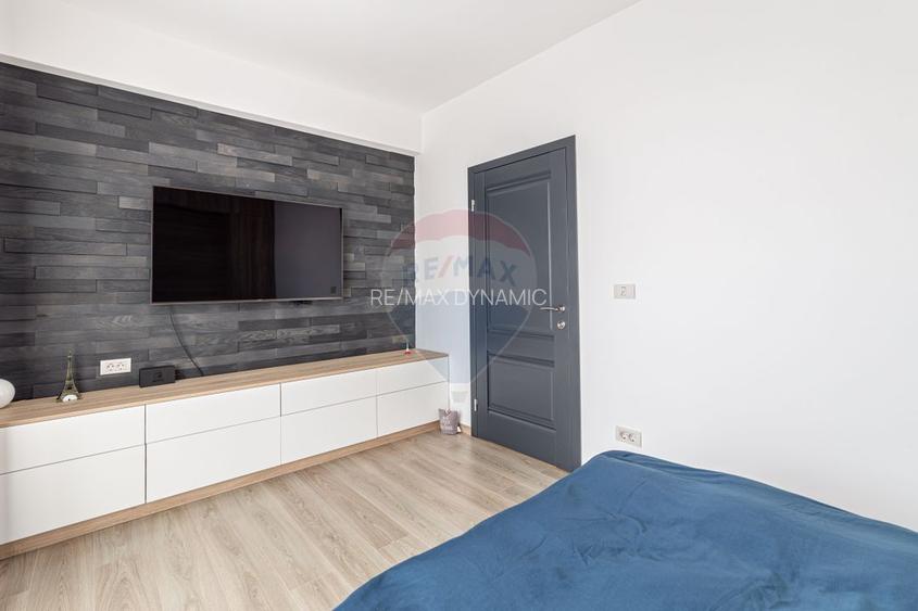 Apartament tip PENTHOUSE, 3 camere de vânzare, posibil RATE, Adora UTA - 9