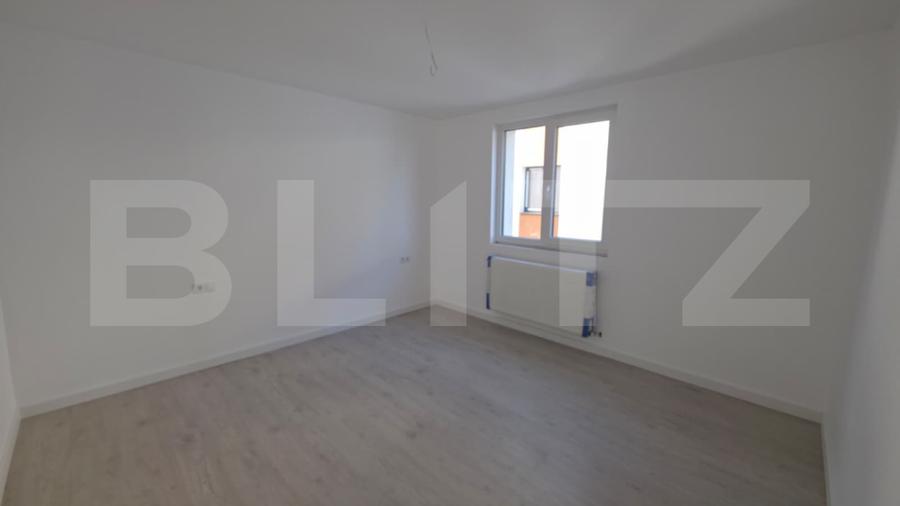 Apartament de 3 camere, bloc nou