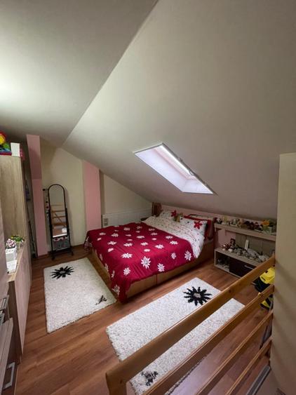 Garsoniera pe două nivele, 38 mp, zona Tepes