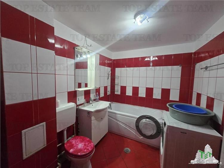 Apartament 3 camere foarte spatios, cu centrala proprie, in zona Pacii, cartier