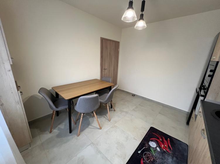 Închiriez casă 3 camere decomandate – tip duplex, zona Calea Cisnădiei