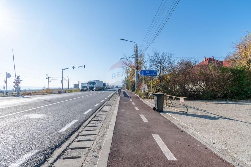 Spatiu de inchiriat Jucu Herghelie, cu toate utilitatile, curent 380V