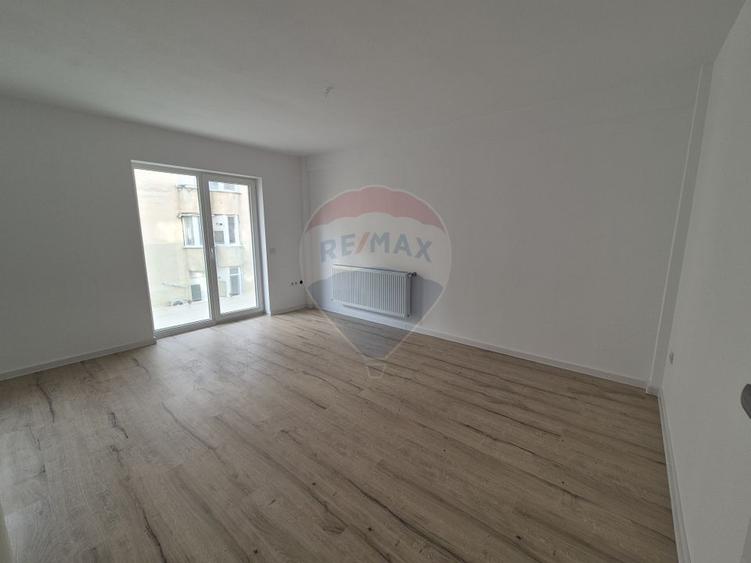 Apartament 2 camere de vânzare