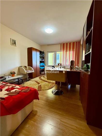 Vila 5 cam, 3 bai, beci, 800 teren, mobilata, Aroneanu Iasi