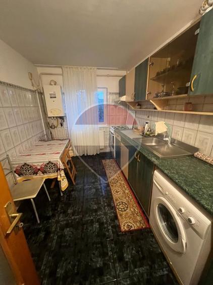 Apartament 2 camere în zona Doi Stejari