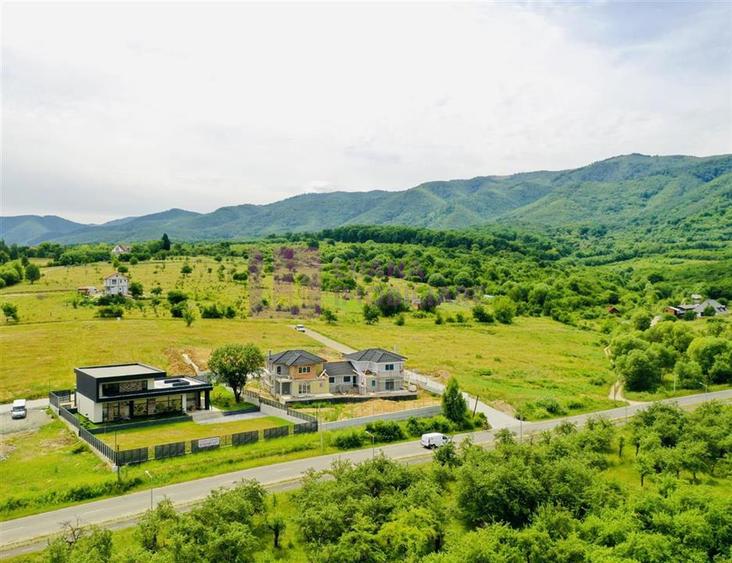 Vila individuala de lux | mobilata | NOUA | teren 1190 mp | piscina si garaj