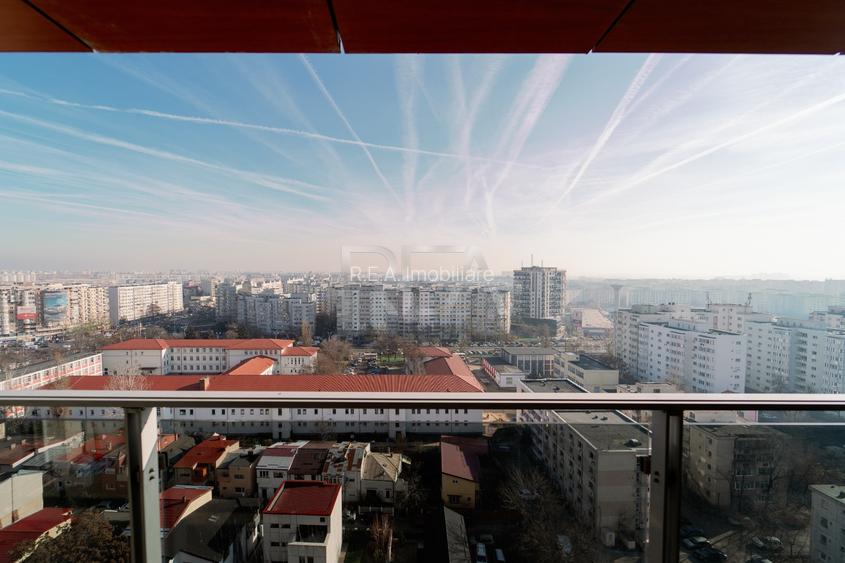 Triplex 3 camere Dristor, centrală, parcare, an 2008, 200 mp