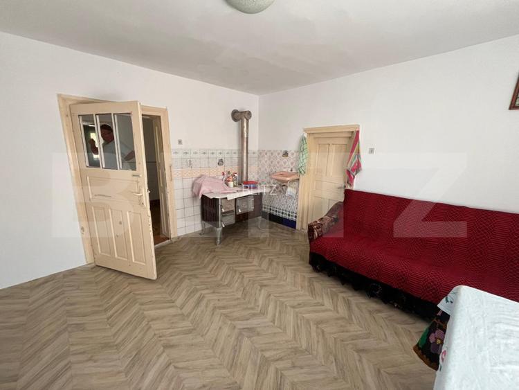Casa individuala de vanzare, 83 mp + 1700 mp teren - Mociu - 11