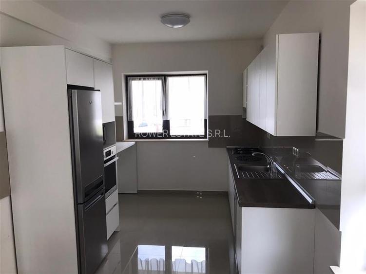Casa tip duplex,D+P+ET,situat in cartierul Europa! - 12