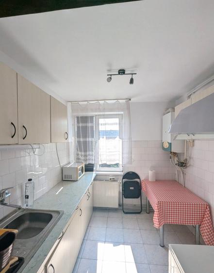 Apartament 2 camere decomandate, etaj 2, Ultracentral!