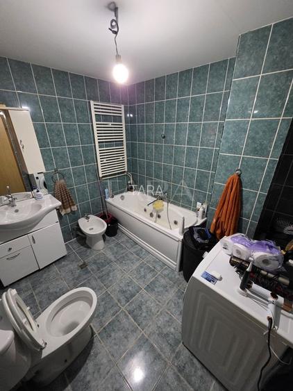 Casă spațioasă cu livadă generoasă și pod înalt, zona Borhanci - 5