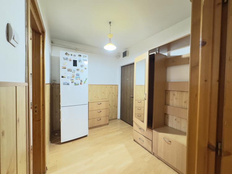 Apartament cu 3 camere l zona Milcov-Pompieri | de inchiriat