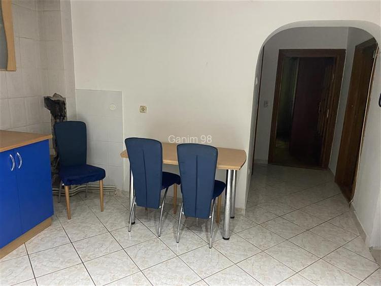 Apartament 2 camere ,zona ultracentrala (Unitatea de Pompieri), et 1 4 , decoman - 5