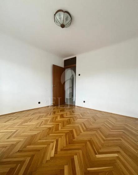 Apartament 4 camere în zona GRADINA BOTANICA