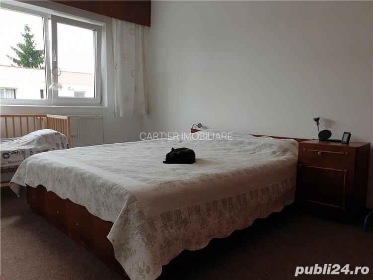 Vand apartament 4 camere Centrul Civic