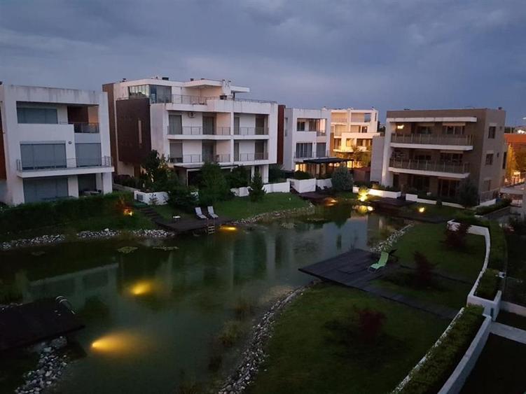 Vila 8+ Camere | Vedere Lac | BANEASA | Taxare Inversa