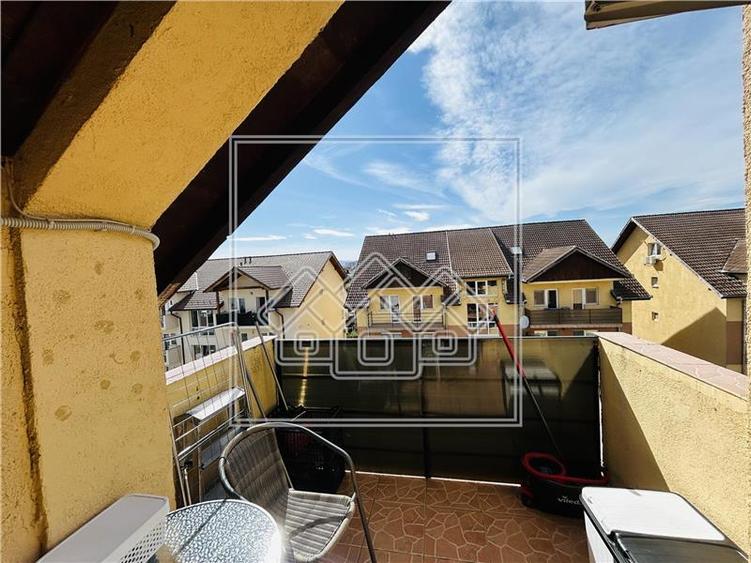 Ap cu 3 camere, 2 balcoane, pod pe toata suprafata - Selimbar