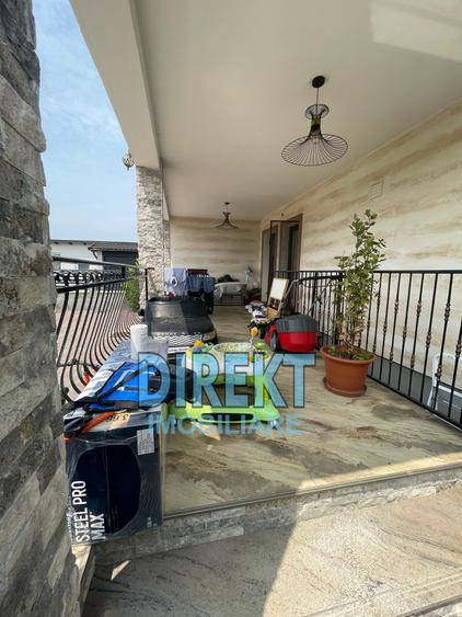 Casa de vanzare + teren, localitatea Dumitra