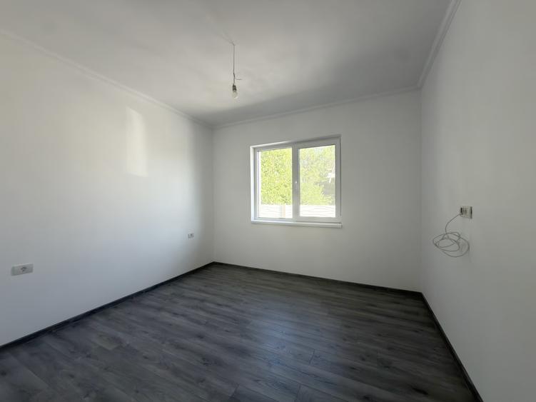 Casa individuală, 4 camere, 408mp teren, 110 mp utili - Utvin