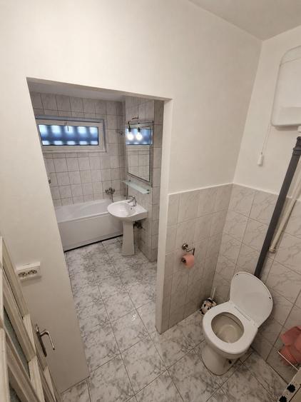 Apartament cu 3 camere | decomandat | zona Primaverii | Manastur