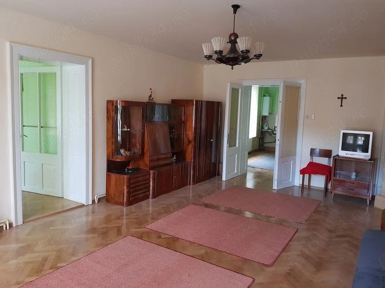 Apartament de inchiriat 2 camere, 85 mp utili, zona Centru, Sebes