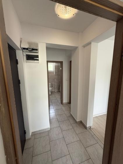 2 camere Decomandat- etaj 1- 50 mp - Pacurari - Rediu - 80000 euro