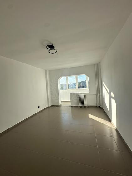 APARTAMENT 4 CAMERE // ZONA ENACHITA VACARESCU// 84 MP UTILI