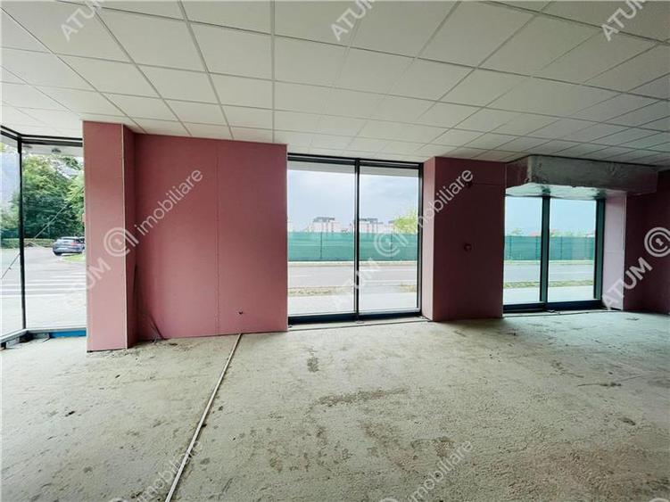 Spatiu comercial 82 mp deschidere stradala vitrina zona Blv Victoriei