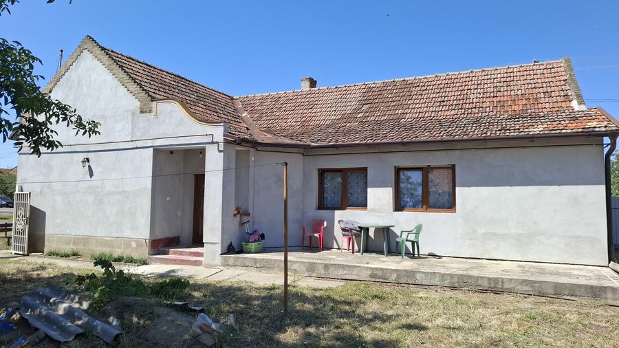 Casa 3 camere recent renovata in Nadlac