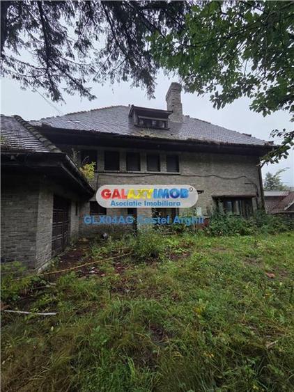 Vindem Vila-Pensiune in Sinaia , teren 6290 mp intravilan CC