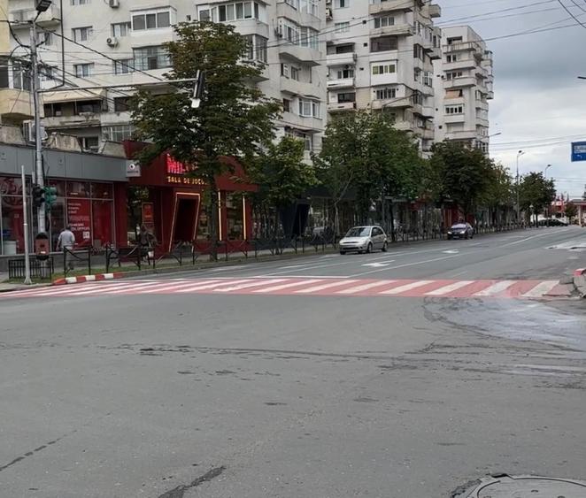 Inchiriem SPATII COMERCIALE - zone stradale - Suprafete de la 160 m.p.