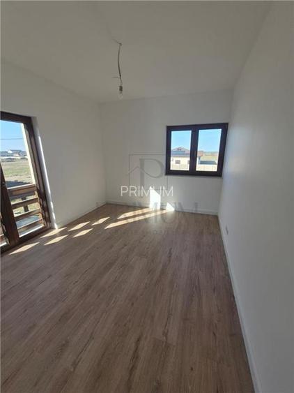 Vila Individuala P+1 - 632 mp Teren - Calitate Premium in Mosnita Noua - toate u - 14
