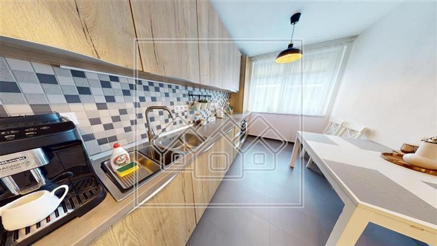 Ap. 4 camere, balcon, 2 bai - mobilat si utilat - Selimbar