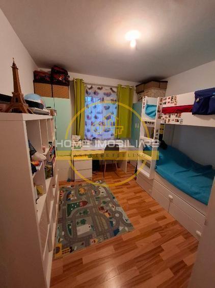 Etaj 2-Apartament 3Camere/Decomandat bloc din 1980-Zona Galata!