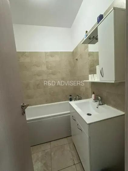 Apartament 3 Camere Decomandat mutare rapida Ozana metrou 1 Decembrie - 5
