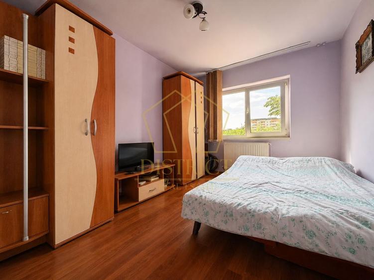 Apartament decomandat cu 3 camere | Aradului