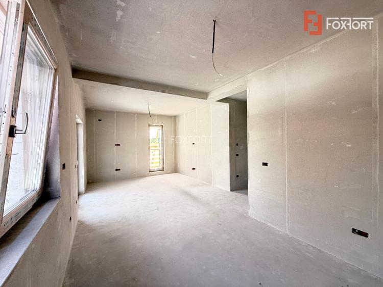 Duplex cu 4 camere | 101 mp utili | 390 mp teren | Toate utilitatile | Sacalaz - 21