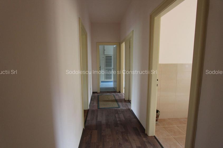 Apartament spatios 3 camere,zona medicina - 12