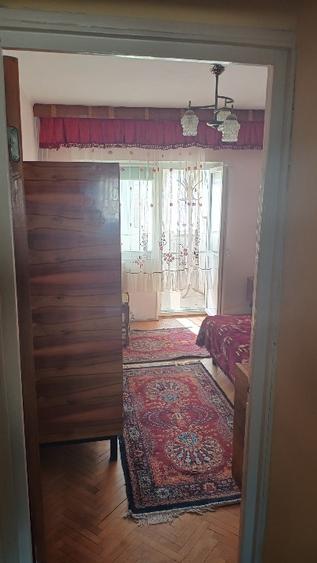 Apartament 4 camere , central, bulevardul Independentei 6