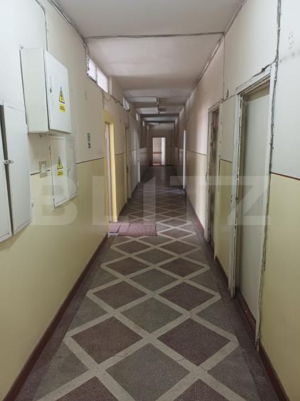 Cladire birouri de vanzare, P+2, 1000 mp, Suceava, zona Centrala