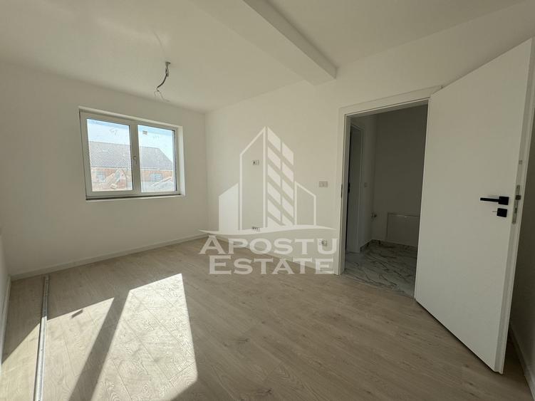 Penthouse cu scara interioara deosebita, 3 camere si 2 bai langa Lidl.