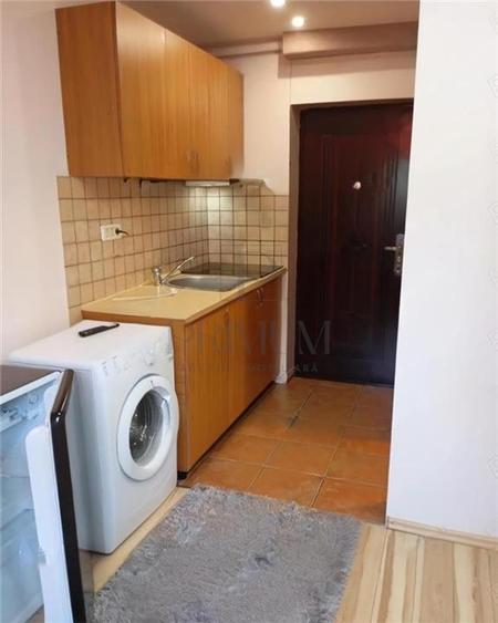 Garsoniera-Renovata-Dambovita-Centrala