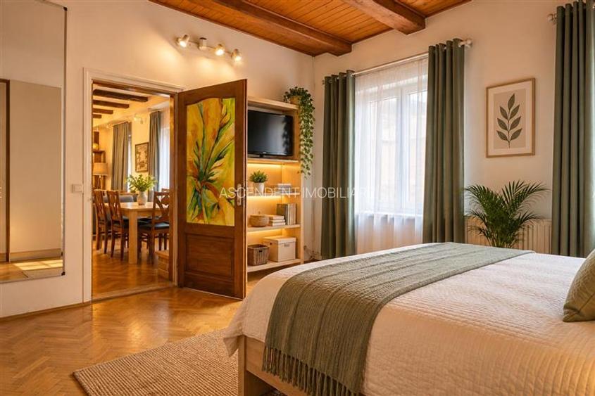 Apartament loft unicat, 200 mp, in inima Brasovului Istoric, la poalele Tampei,