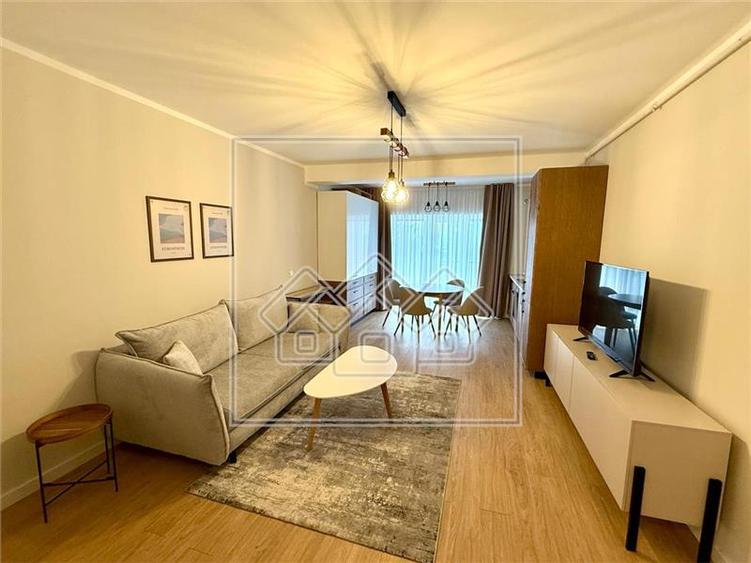 Ap 2 camere - complet mobilat si utilat modern - prima inchiriere