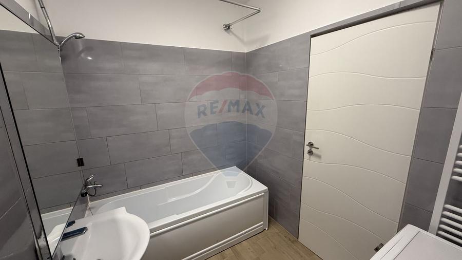 Apartament cu 2 camere de vânzare