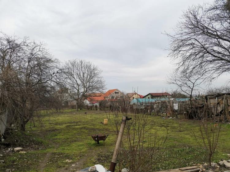 Teren 1.447 mp cu casa 5 camere - Ovidiu - 210.000 euro negociabil (Cod E1)