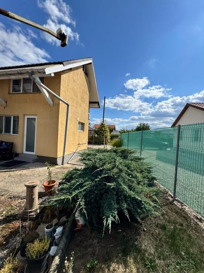 Casă P+1, 115 mp + garaj 75 mp, teren 4,7 ari, posibilitate extindere