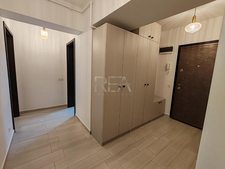 2 camere, et 2/11, 66 mp, parcare-Moghioros Park
